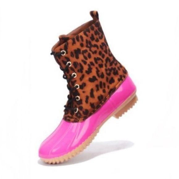 Pink Leopard Lace-up Faux Leather Duck Boots - Picture 4 of 4